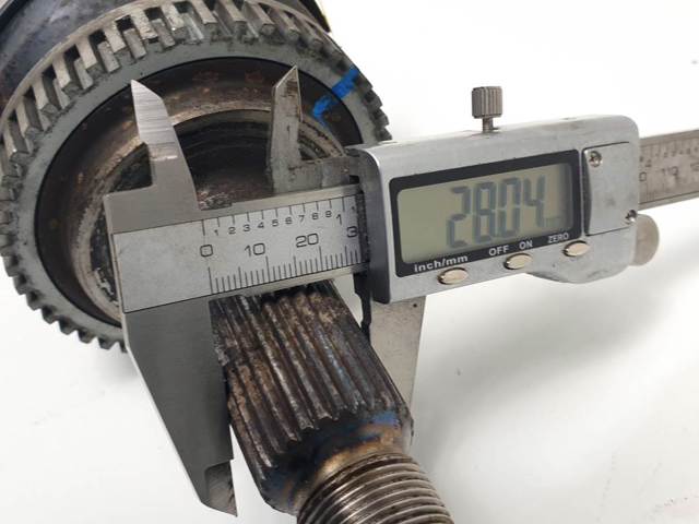 Semieje delantero derecho 495013Z450 HYUNDAI