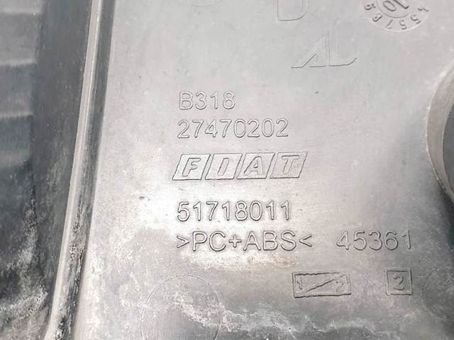Luz trasera de parachoques derecha 51718011 FIAT