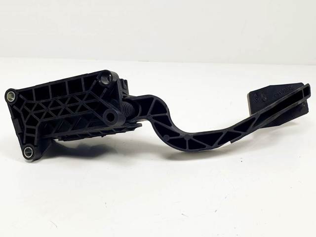 Precio del repuesto Potenciómetro pedal Punto  hatchback