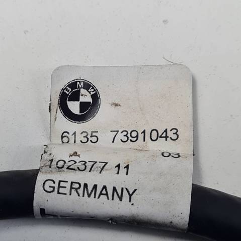 61357391043 BMW