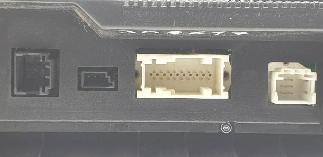 64113443981 BMW