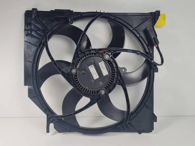 Ventilador, refrigeración motor 67326925702 BMW