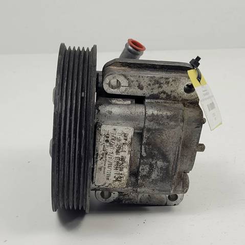 Bomba de dirección hidráulica 6769598 BMW