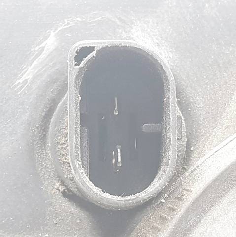 6902760 BMW