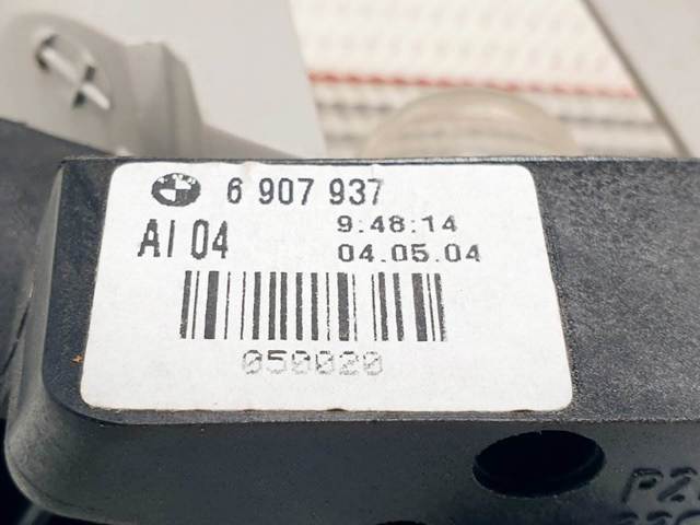 6907937 BMW