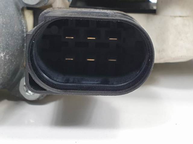 6922319 BMW