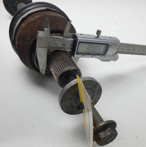 Semieje delantero derecho 6G913B436FC FORD