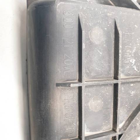 6Q0121207L VAG Difusor del radiador del aire acondicionado  comprar en Jaén