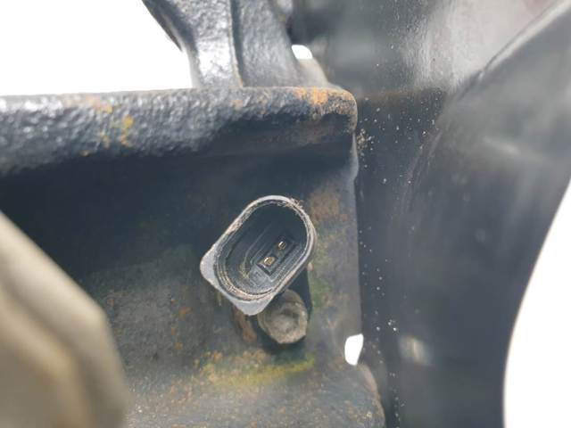 Protector del disco de freno delantero izquierdo 6Q0615311D VAG