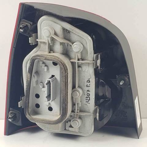 Piloto trasero derecho 6Q6945096G VAG