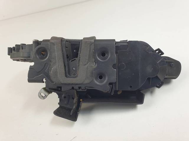 6W8A21812GD Land Rover