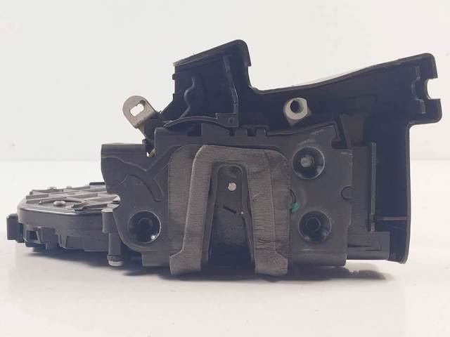 LAND ROVER 6W8A21813AD Cerradura de puerta delantera izquierda  disponible Valladolid