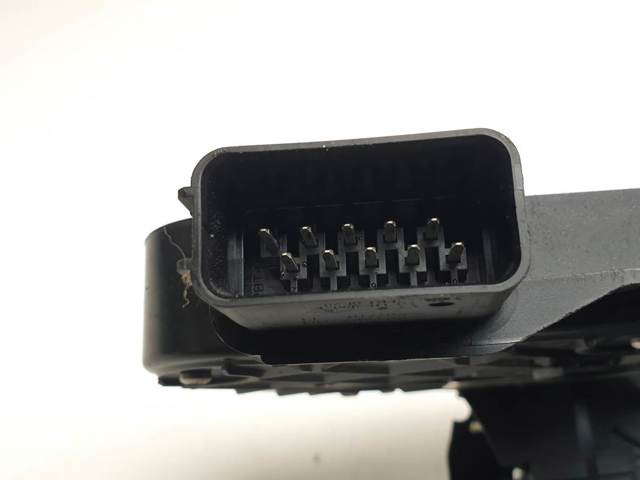 6W8A21813AD Cerradura  en stock Castellón