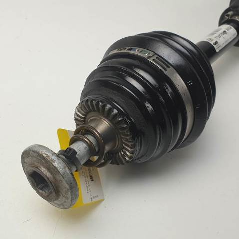 7591682 BMW