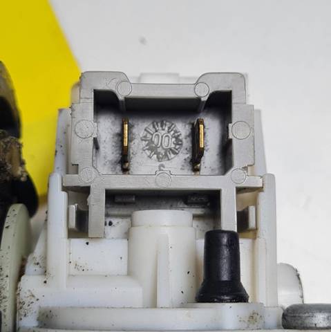 Manilla de puerta de maletero exterior 7700435694 RENAULT