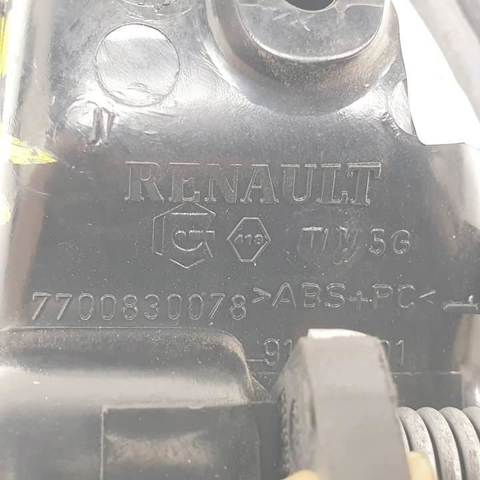 Manija interior de puerta delantera izquierda 7700830078 OPEL