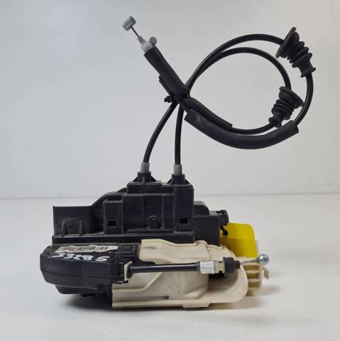 Cerradura de puerta lateral 813102L020 HYUNDAI