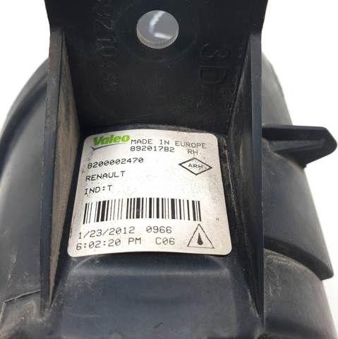 Luz antiniebla derecha 8200002470 RENAULT