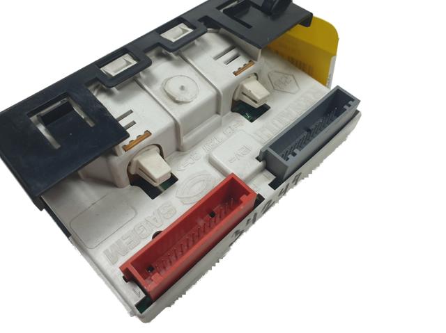 8200028364A Renault (RVI)