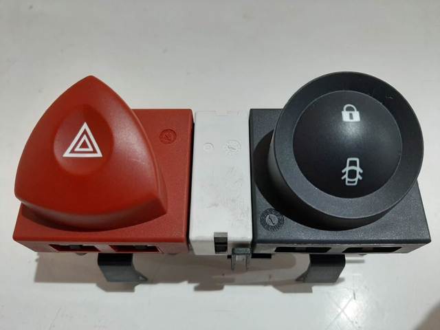 Boton de luz de emergencía para Renault Megane EM0, EM1