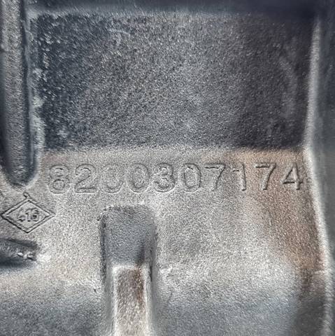 Bomba de aceite del motor para Renault Scenic II (JM0, JM1)