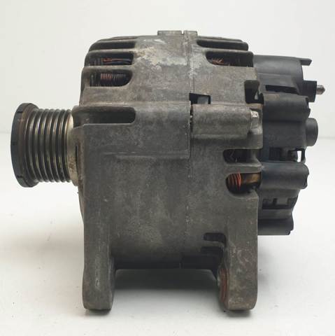 Generador 8200849752C RENAULT
