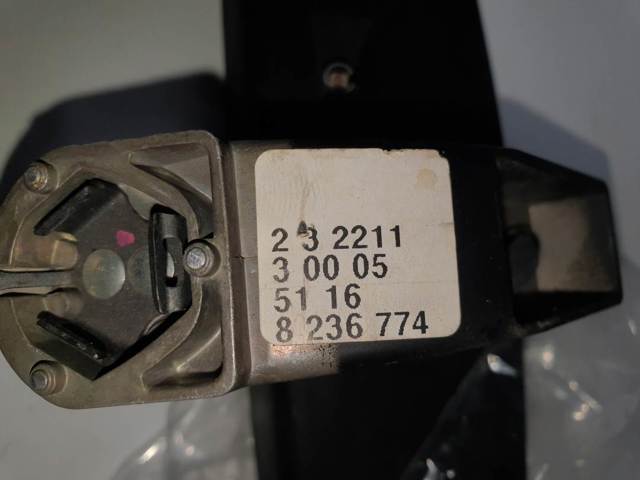 8236774 BMW