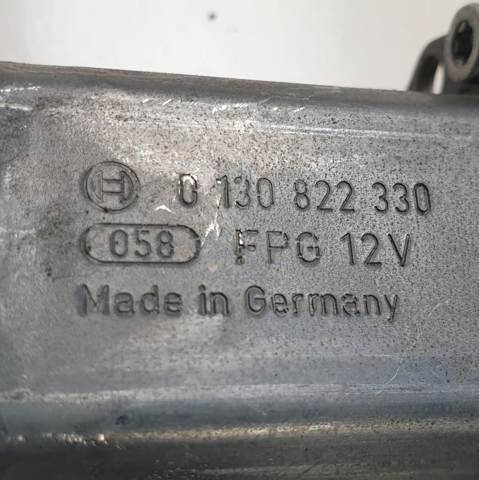 827210008R Renault (RVI)
