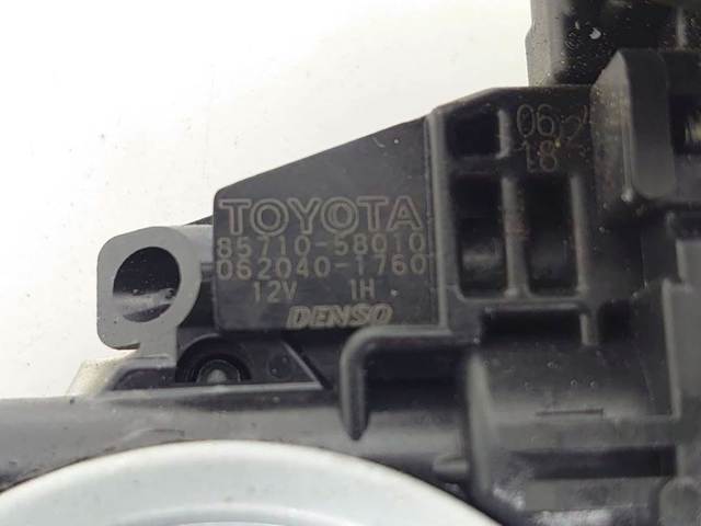 8571058010 Toyota