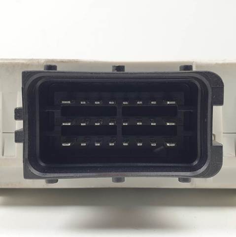Comprar Relé de control del limpiaparabrisas Toyota Avensis  T25 a bajo precio