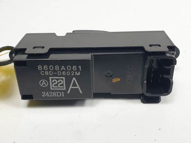 8608A061 Peugeot/Citroen