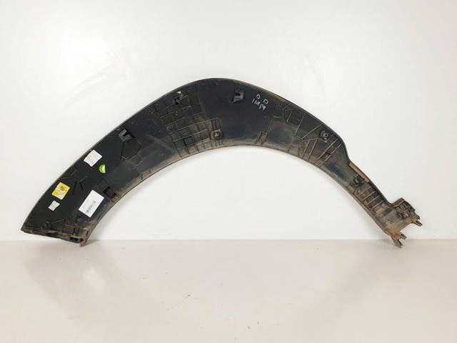 Cubierta del paso de rueda, delantero derecho 87712J9000 HYUNDAI