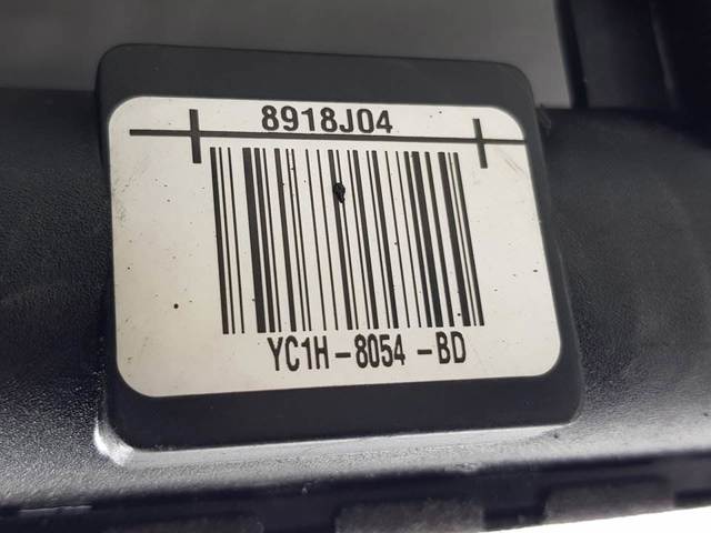 8918J04 Ford
