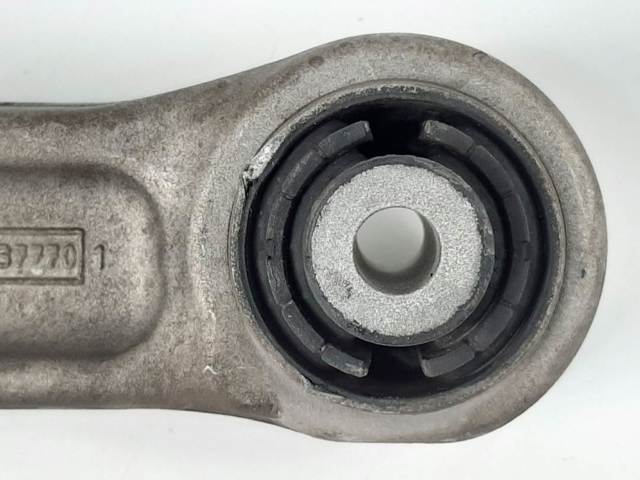 Brazo inferior izquierdo de la suspensión delantera 8W0407155A VAG