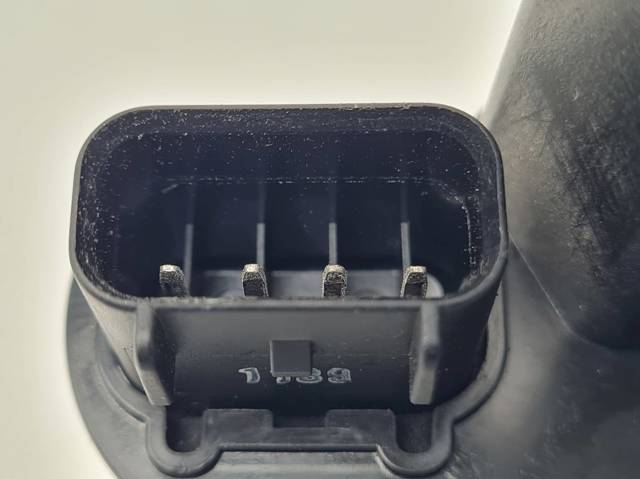 8X2A26412AC Land Rover