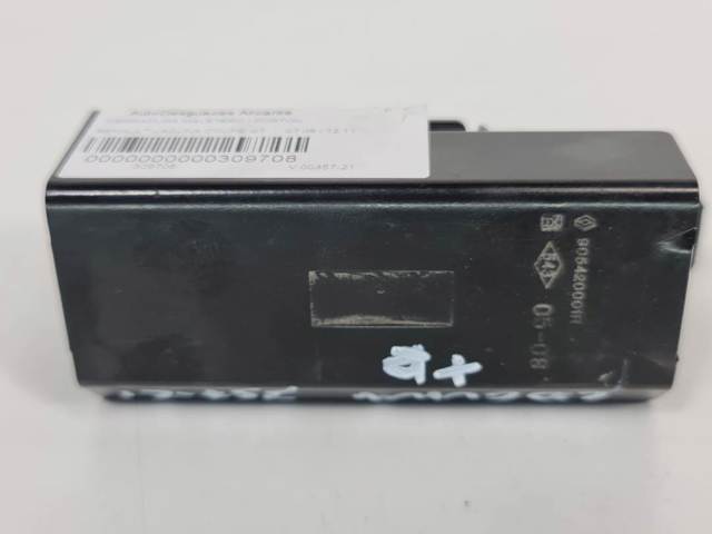 905420001R Renault (RVI)