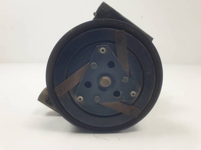 Compresor de ac 926005M301 NISSAN