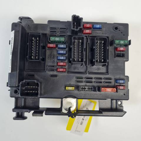 PEUGEOT 9646405280 Caja de fusibles comprar Tarragona