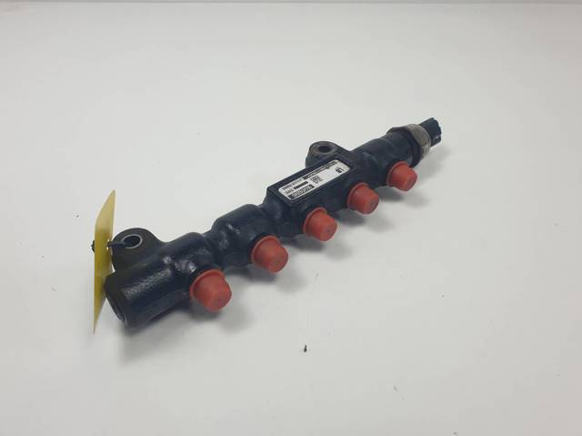 Sensor de la presión del combustible 9654592680 VOLVO