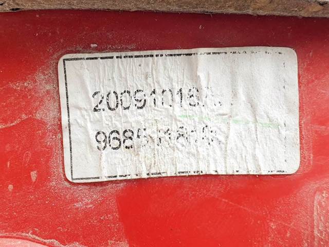 Piloto trasero derecho 9685618180 PEUGEOT