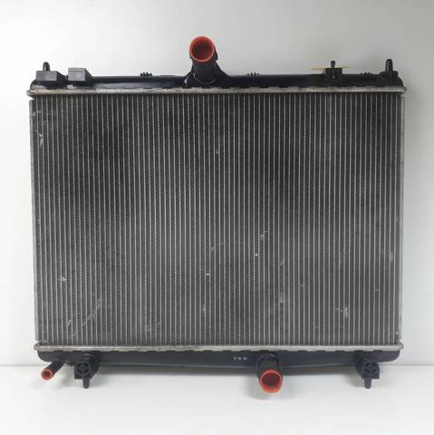 Radiador del motor 9687359980 PEUGEOT