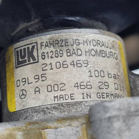 Bomba de dirección hidráulica Mercedes C  familiar comprar en España