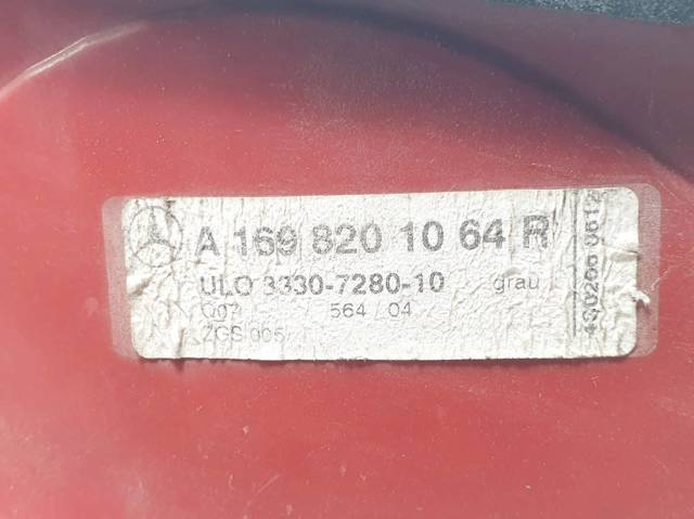 Piloto trasero derecho A1698201064R MERCEDES
