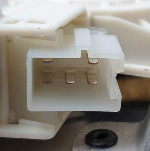 A2048200142 MERCEDES Motor del elevalunas eléctrico  en stock Huelva