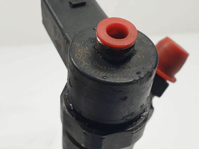Inyector-bomba A6120700087 MERCEDES