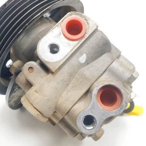 AH223A696AB LAND ROVER Bomba de dirección comprar Madrid