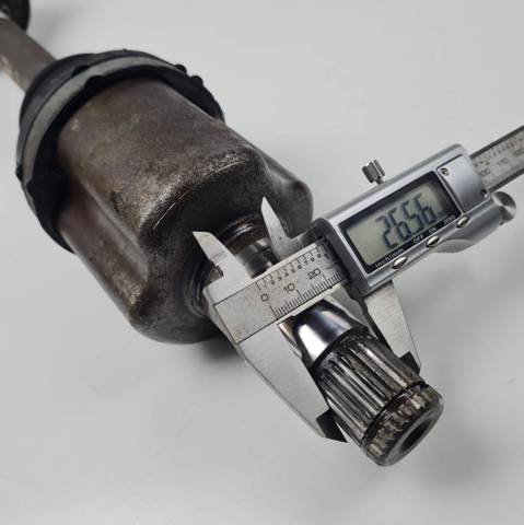 AV613B437CB Ford