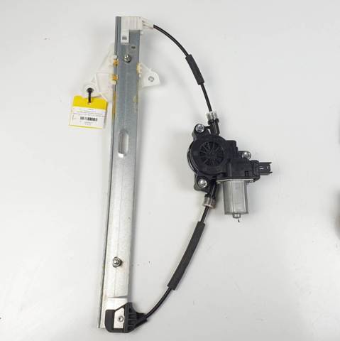 MAZDA B45C5858X Motor del elevalunas de la puerta delantera derecha  en stock Valencia