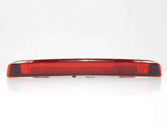 Lampara de luz de freno adicional  BS7113A601BE FORD