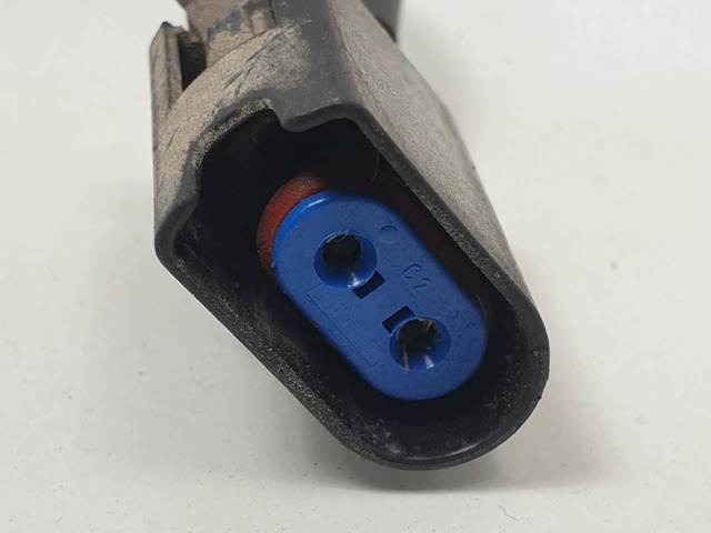 C7G0A FORD Cerradura de puerta delantera derecha  disponible Alicante